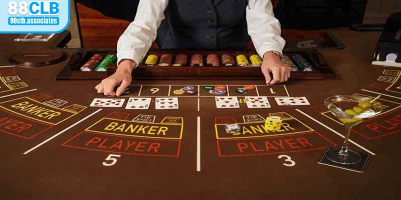 Việc rút bài của Banker sẽ phụ thuộc phần lớn vào Player